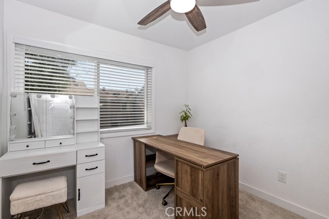 Detail Gallery Image 29 of 38 For 5463 E Candlewood Cir #D,  Anaheim,  CA 92807 - 3 Beds | 1/1 Baths