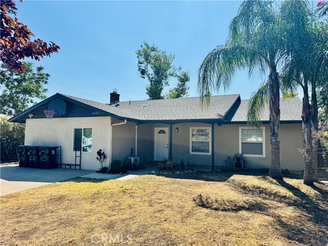 Detail Gallery Image 1 of 16 For 11764 Sutter Ave, Yucaipa,  CA 92399 - 5 Beds | 4 Baths