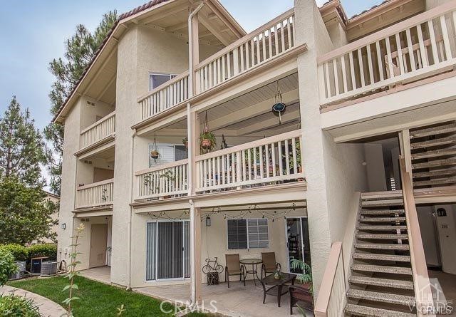 Detail Gallery Image 2 of 31 For 5805 Oak Bend Ln #407,  Oak Park,  CA 91377 - 2 Beds | 2 Baths