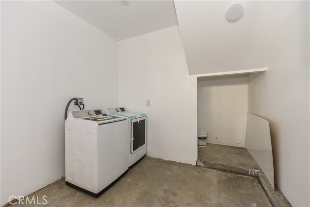 Detail Gallery Image 13 of 49 For 6650 Mogano Dr, Chino,  CA 91710 - 4 Beds | 2/1 Baths