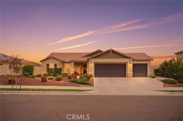 Image 38 of 51 For 695 Qeweewish Avenue