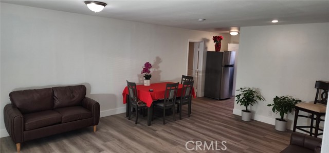 Detail Gallery Image 17 of 60 For 1221 N Ross, Santa Ana,  CA 92701 - 3 Beds | 3 Baths