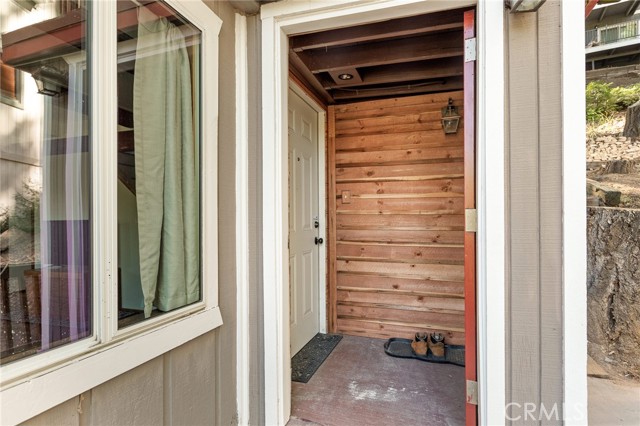 Detail Gallery Image 3 of 29 For 31661 Wagon Wheel, Running Springs,  CA 92382 - 3 Beds | 1/1 Baths