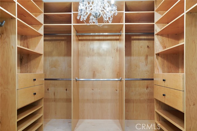 Detail Gallery Image 28 of 49 For 3515 Weslin Ave, Sherman Oaks,  CA 91423 - 3 Beds | 3 Baths