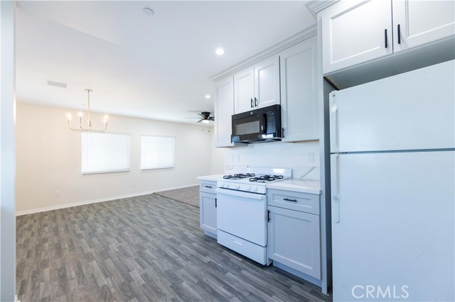 Image 11 of 25 For 13537 5th Street