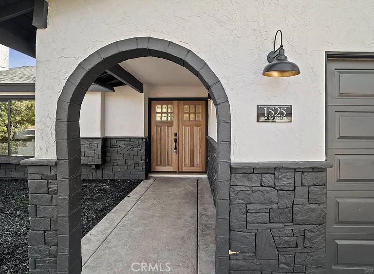 1525 Lauralynn Place - photo 2