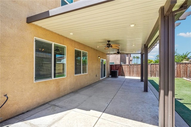30012 Cottage Lane, Lake Elsinore CA: https://media.crmls.org/medias/6f8f96ae-2091-4dbc-a67f-8b8d303960be.jpg