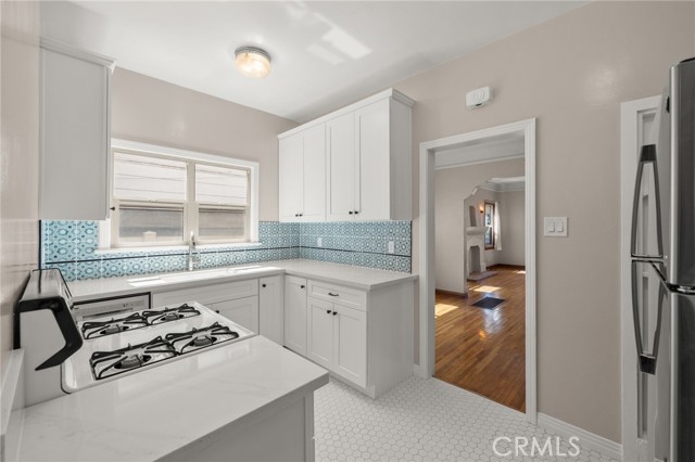 Detail Gallery Image 6 of 23 For 1142 Bennett, Long Beach,  CA 90804 - 2 Beds | 1 Baths