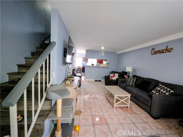 Detail Gallery Image 18 of 22 For 9834 Sepulveda Bld #117,  North Hills,  CA 91343 - 2 Beds | 2 Baths