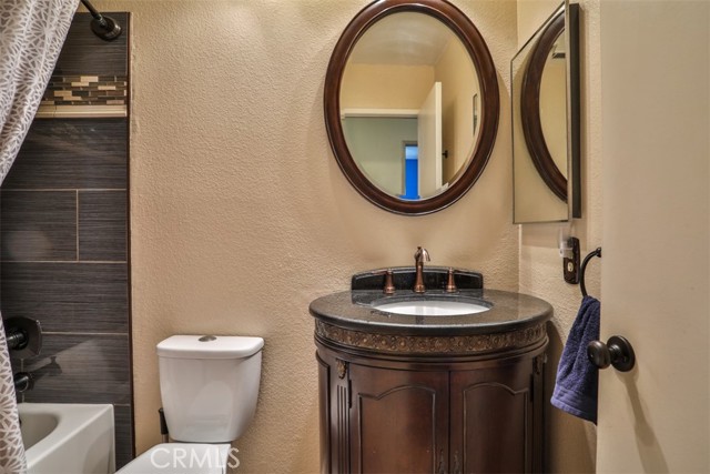 3012 Homer Circle, Jurupa Valley CA: https://media.crmls.org/medias/6f90f753-31f0-40b5-9ef6-152b2a940d25.jpg