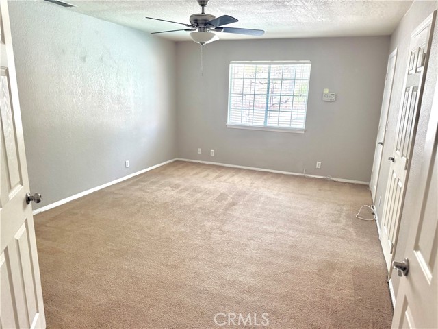 Detail Gallery Image 13 of 23 For 22962 Giant Fir Pl, Canyon Lake,  CA 92587 - 3 Beds | 2 Baths