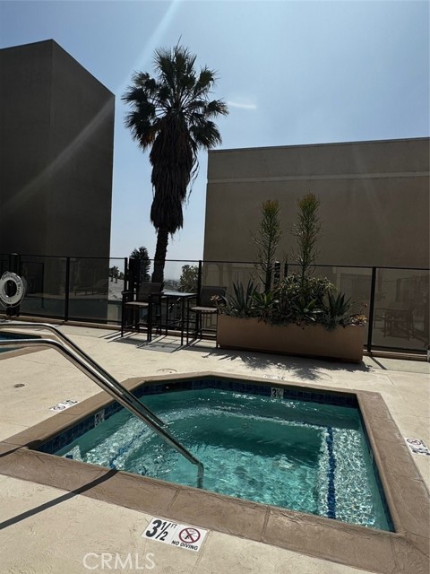 Detail Gallery Image 29 of 36 For 7320 Hawthorn #106 Ave #106,  Los Angeles,  CA 90046 - 2 Beds | 2 Baths