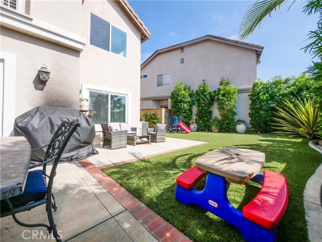 Detail Gallery Image 33 of 34 For 1064 Moreno Way, Placentia,  CA 92870 - 3 Beds | 2/1 Baths