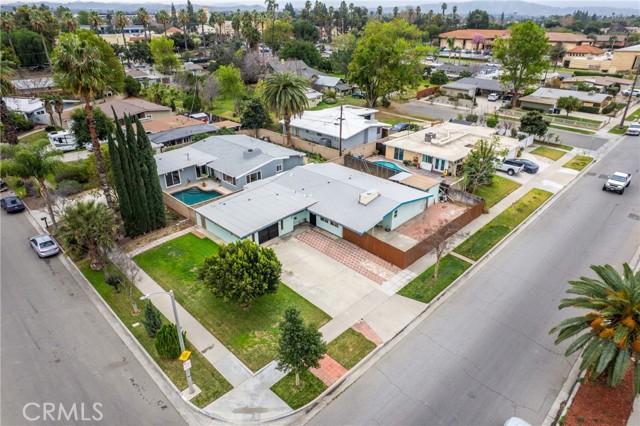 Detail Gallery Image 2 of 40 For 3866 Gates Pl, Riverside,  CA 92504 - 5 Beds | 2 Baths