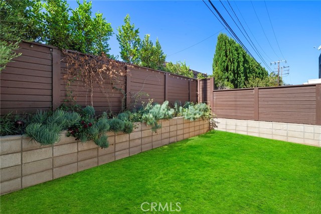 Detail Gallery Image 7 of 21 For 1273 Westreef, Costa Mesa,  CA 92627 - 3 Beds | 2/2 Baths