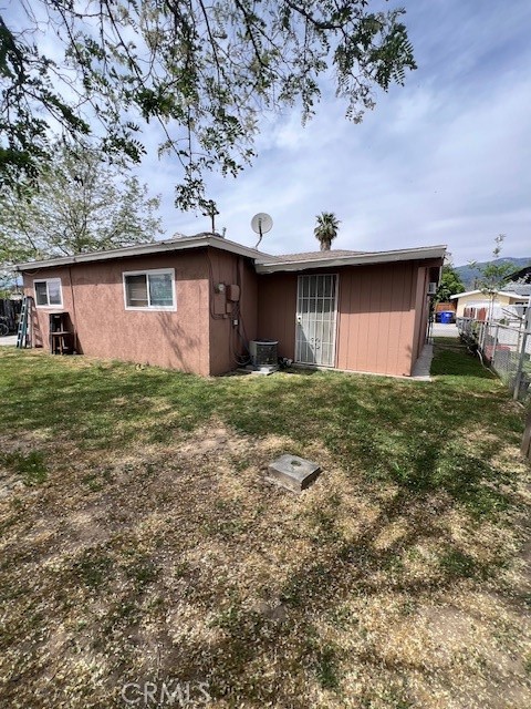 Detail Gallery Image 6 of 28 For 2508 Taylor, San Bernardino,  CA 92404 - 2 Beds | 1 Baths