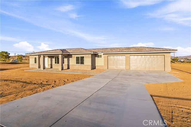 Detail Gallery Image 2 of 52 For 15192 Barbara, Apple Valley,  CA 92307 - 3 Beds | 2 Baths