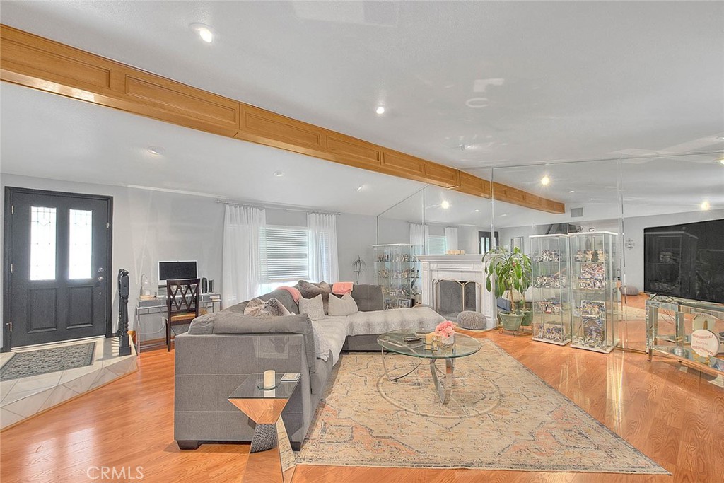 1703 Hollandale Avenue