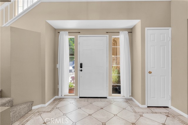 40025 White Leaf Ln., Murrieta CA: https://media.crmls.org/medias/6f956a43-b69c-4ae7-99b4-403563102a92.jpg