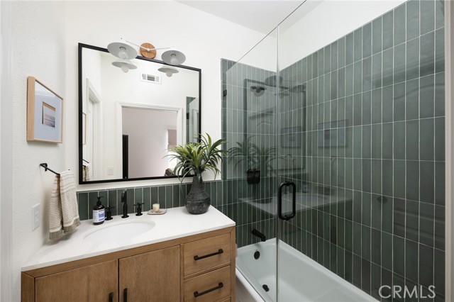 5 Auvergne, Newport Coast CA: https://media.crmls.org/medias/6f95e85d-86bf-4a4d-8c7a-75f45e182506.jpg