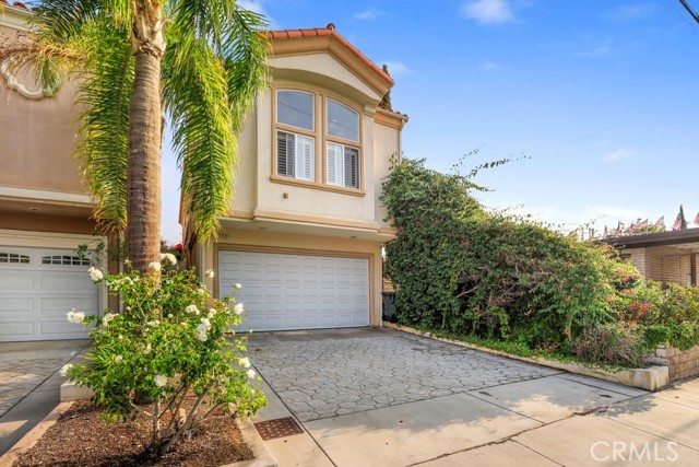 1710 Rockefeller Lane, Redondo Beach, California 90278, 3 Bedrooms Bedrooms, ,3 BathroomsBathrooms,Residential,Sold,Rockefeller,SB21181744