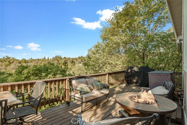 Detail Gallery Image 17 of 39 For 28195 Arbon, Lake Arrowhead,  CA 92352 - 3 Beds | 2 Baths