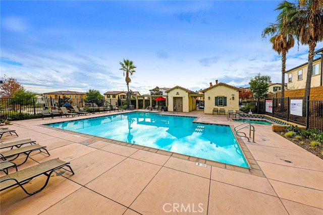 Detail Gallery Image 27 of 31 For 2824 Villa Catalonia Ct, Corona,  CA 92881 - 3 Beds | 2/1 Baths