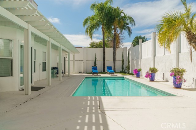 Detail Gallery Image 19 of 33 For 22640 Blue Teal, Canyon Lake,  CA 92587 - 3 Beds | 2/2 Baths