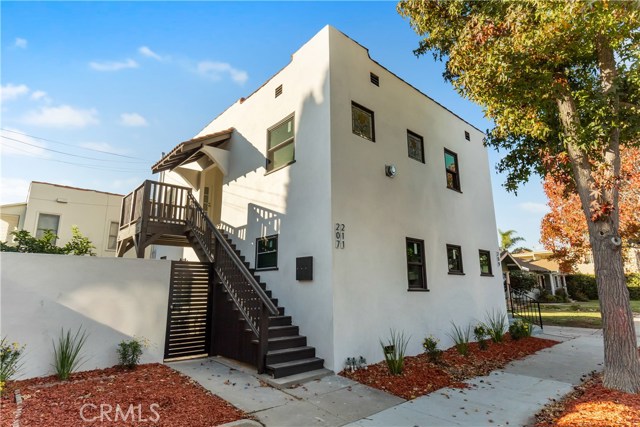 207 Loma Ave, Long Beach, CA 90803