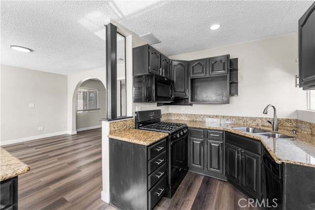 Detail Gallery Image 17 of 57 For 43028 45th St, Lancaster,  CA 93536 - 4 Beds | 2 Baths