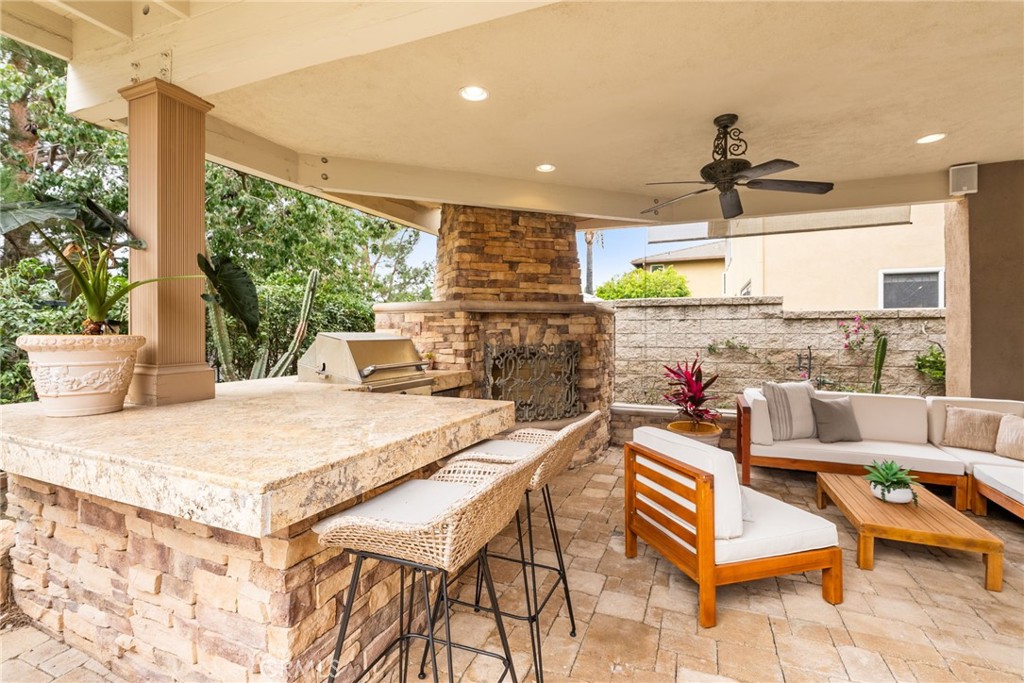 6f9a2104 B3c2 4654 804d B66168e12bb4