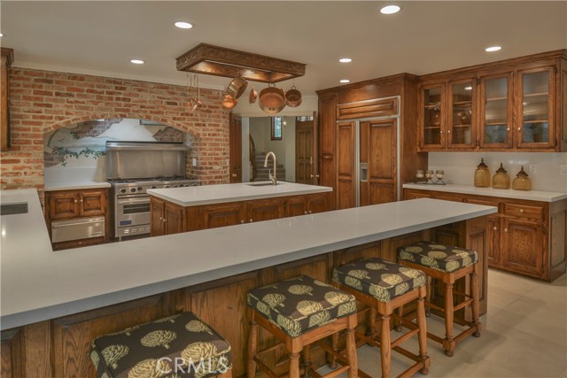 139 Cedar Ridge, Lake Arrowhead, CA 92352