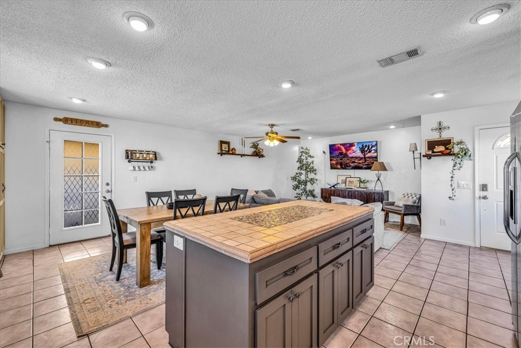 MLS #JT25263654 image #10