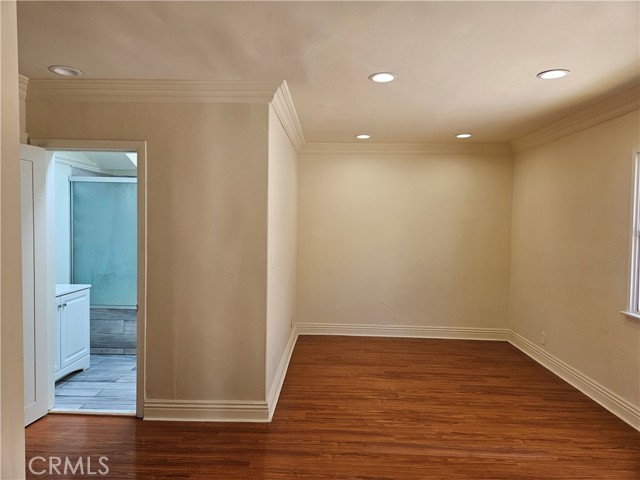 Detail Gallery Image 10 of 13 For 8027 Hinds Ave, North Hollywood,  CA 91605 - 3 Beds | 2 Baths