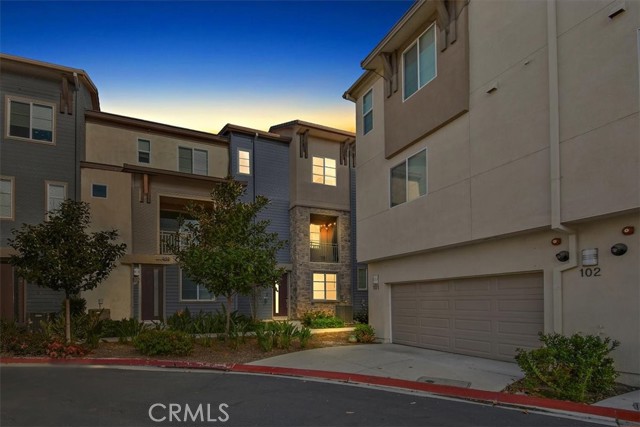 Detail Gallery Image 1 of 38 For 646 Savi Dr #103,  Corona,  CA 92878 - 3 Beds | 2/2 Baths