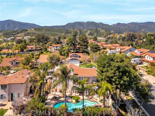 Detail Gallery Image 5 of 43 For 1475 Labrador, Corona,  CA 92882 - 4 Beds | 3 Baths