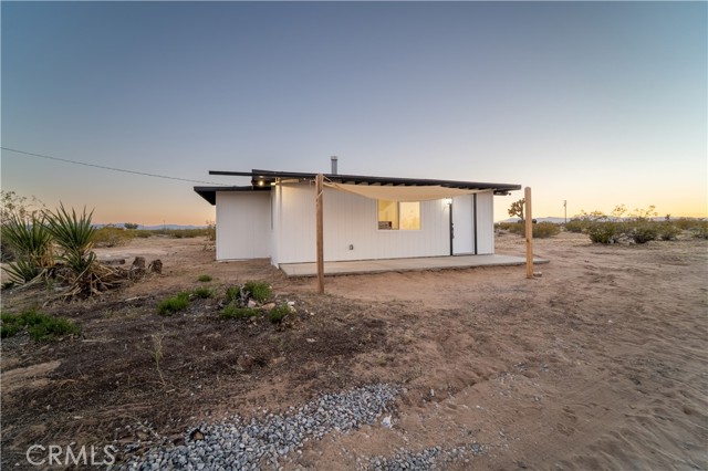 Detail Gallery Image 5 of 40 For 65125 Saturn, Joshua Tree,  CA 92252 - 2 Beds | 1 Baths