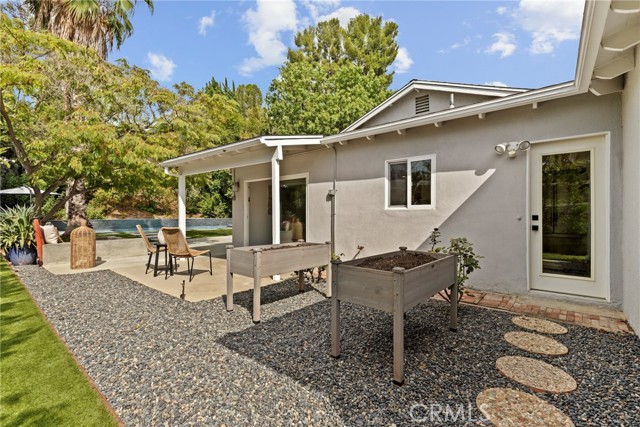 Detail Gallery Image 37 of 44 For 4410 Canoga Dr, Woodland Hills,  CA 91364 - 4 Beds | 3 Baths