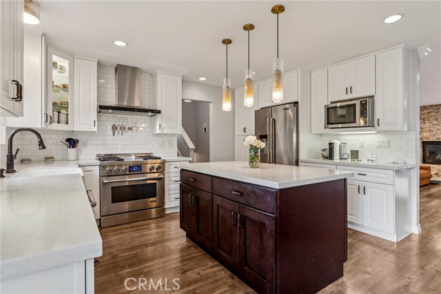 Detail Gallery Image 6 of 32 For 1016 La Feliz, Redlands,  CA 92373 - 4 Beds | 3 Baths