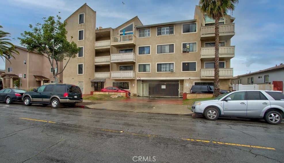 1723 Cedar Avenue 102, Long Beach, CA 90813