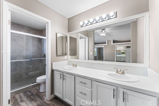 Detail Gallery Image 34 of 51 For 3910 Whirlwind Dr, Bakersfield,  CA 93313 - 3 Beds | 3 Baths