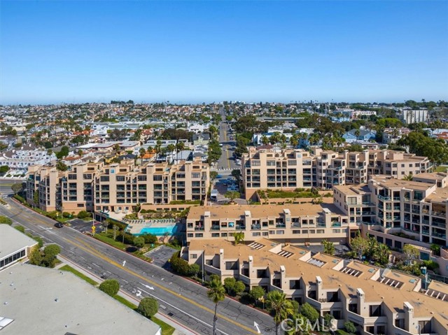 Detail Gallery Image 45 of 48 For 110 the Village #503,  Redondo Beach,  CA 90277 - 2 Beds | 2 Baths