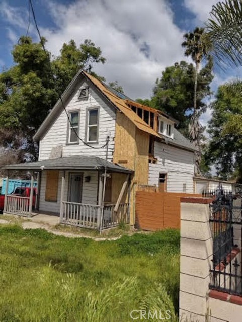 1835 Martin Luther King Boulevard, Riverside, California 92507, 2 Bedrooms Bedrooms, ,1 BathroomBathrooms,Single Family Residence,For Sale,Martin Luther King,DW24163285