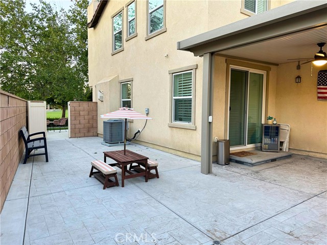 Detail Gallery Image 18 of 28 For 5053 S Heritage Paseo, Ontario,  CA 91762 - 3 Beds | 2/1 Baths