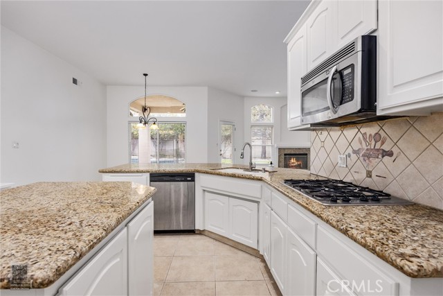 Detail Gallery Image 36 of 66 For 11208 Bright Water, Bakersfield,  CA 93311 - 4 Beds | 2/1 Baths