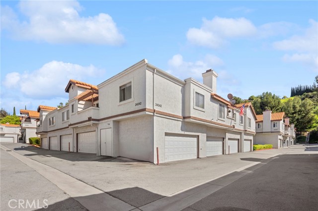 Detail Gallery Image 11 of 23 For 24242 Sylvan Glen Rd #G,  Diamond Bar,  CA 91765 - 2 Beds | 2 Baths