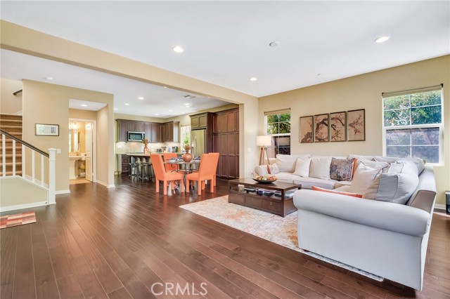 Detail Gallery Image 2 of 61 For 783 Gatun St #104,  San Pedro,  CA 90731 - 3 Beds | 2/1 Baths