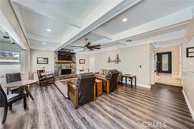 Detail Gallery Image 27 of 48 For 4048 Mistral Dr, Huntington Beach,  CA 92649 - 4 Beds | 2/1 Baths
