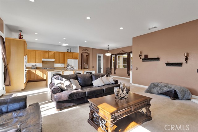 Detail Gallery Image 21 of 75 For 12916 Hyperion Ln, Apple Valley,  CA 92308 - 5 Beds | 3/1 Baths
