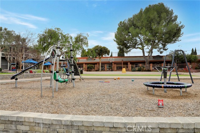 Detail Gallery Image 34 of 34 For 6405 Green Valley Cir #203,  Culver City,  CA 90230 - 3 Beds | 2 Baths